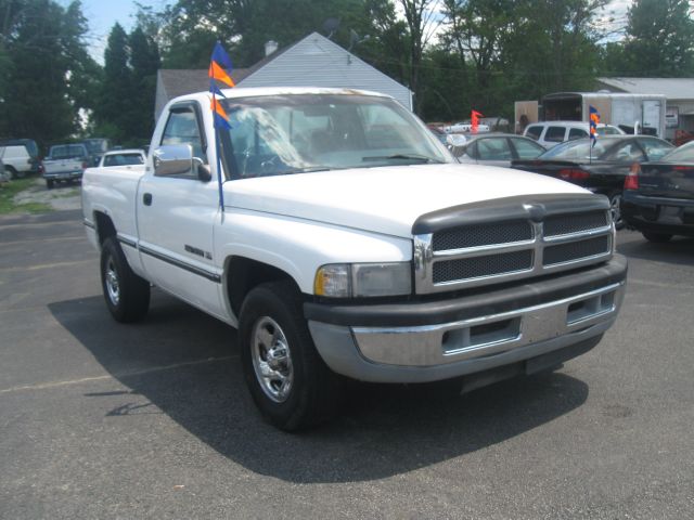 Dodge Ram 1500 1995 photo 3