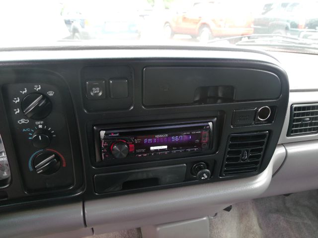 Dodge Ram 1500 1995 photo 8