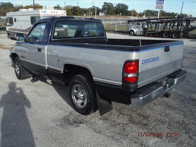 Dodge Ram 1500 1995 photo 1
