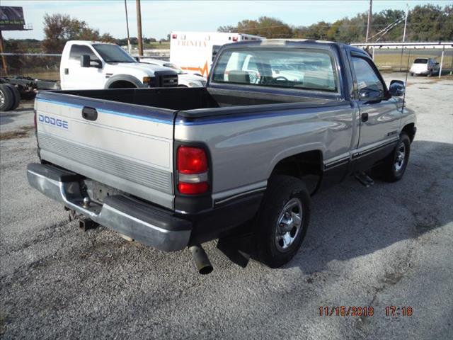 Dodge Ram 1500 1995 photo 2