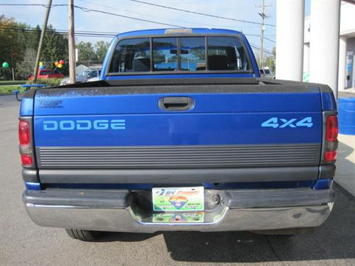 Dodge Ram 1500 1996 photo 3