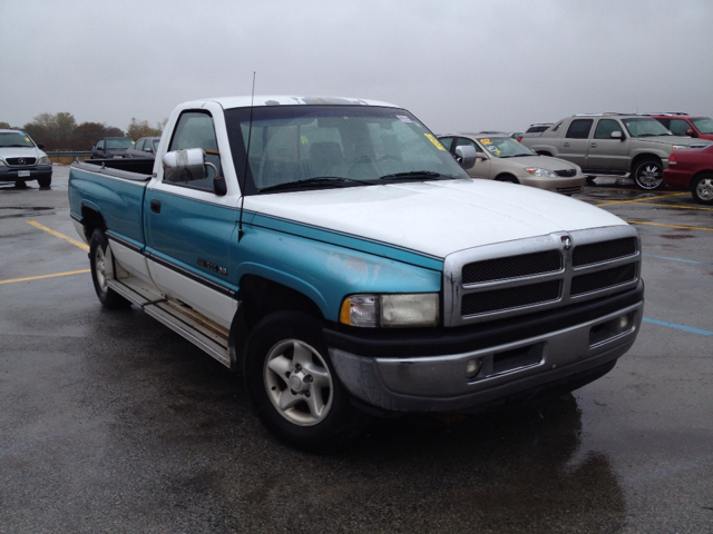 Dodge Ram 1500 1996 photo 2