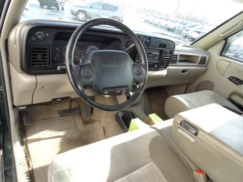 Dodge Ram 1500 1996 photo 2