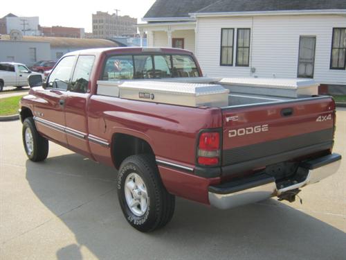 Dodge Ram 1500 1996 photo 1