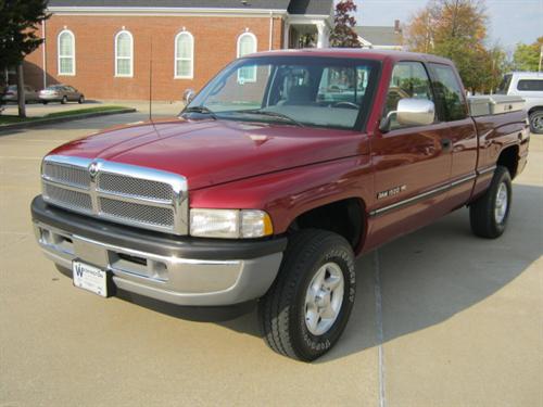 Dodge Ram 1500 1996 photo 3