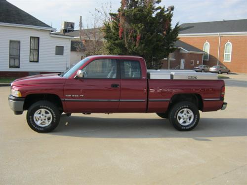 Dodge Ram 1500 1996 photo 4