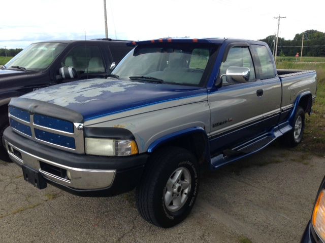 Dodge Ram 1500 CLK5 Pickup Truck