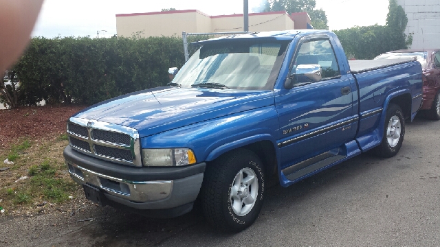 Dodge Ram 1500 Sport WITH GPS Navigation Pickup Truck