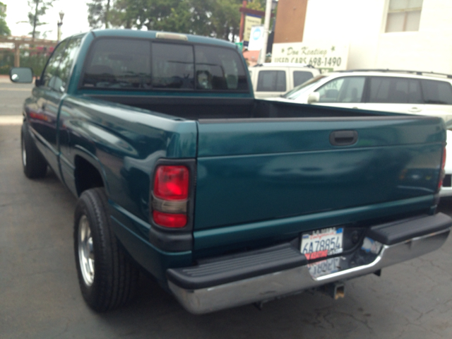 Dodge Ram 1500 1996 photo 4