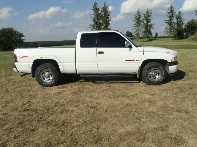 Dodge Ram 1500 1996 photo 2