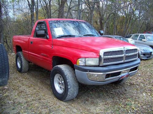 Dodge Ram 1500 1997 photo 3