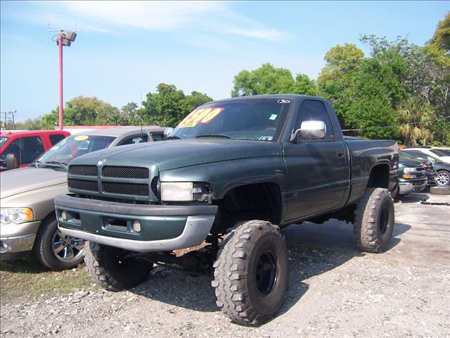 Dodge Ram 1500 1997 photo 2