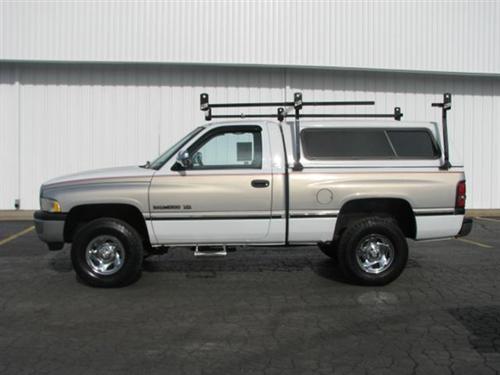 Dodge Ram 1500 1997 photo 2
