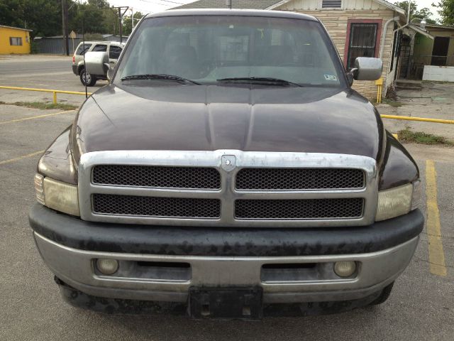 Dodge Ram 1500 1997 photo 2