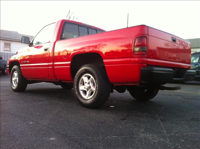 Dodge Ram 1500 1997 photo 2