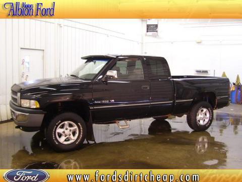 Dodge Ram 1500 1997 photo 3