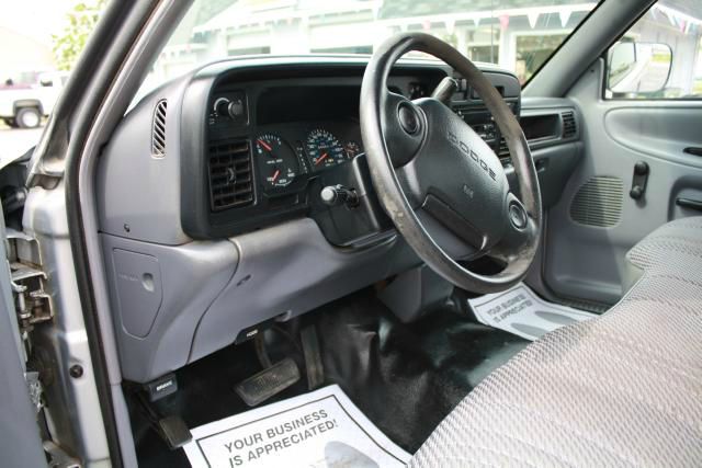 Dodge Ram 1500 Sport WITH GPS Navigation Pickup Truck