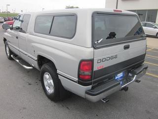 Dodge Ram 1500 1997 photo 3