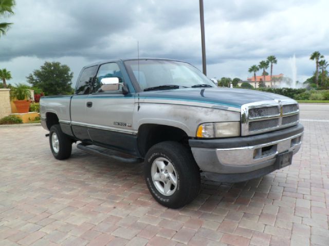 Dodge Ram 1500 1997 photo 3