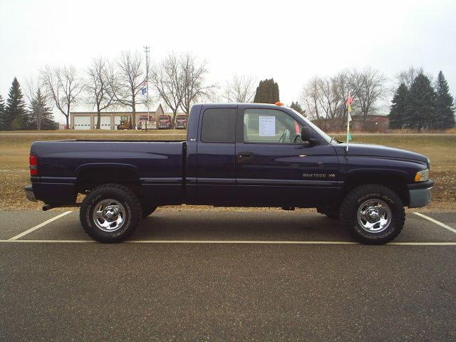 Dodge Ram 1500 2WD Crew Cab 143.5 Extended Cab Pickup