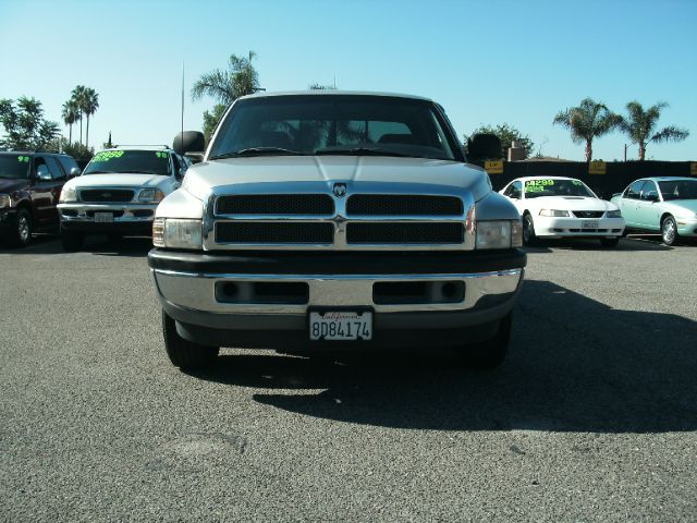 Dodge Ram 1500 1998 photo 2
