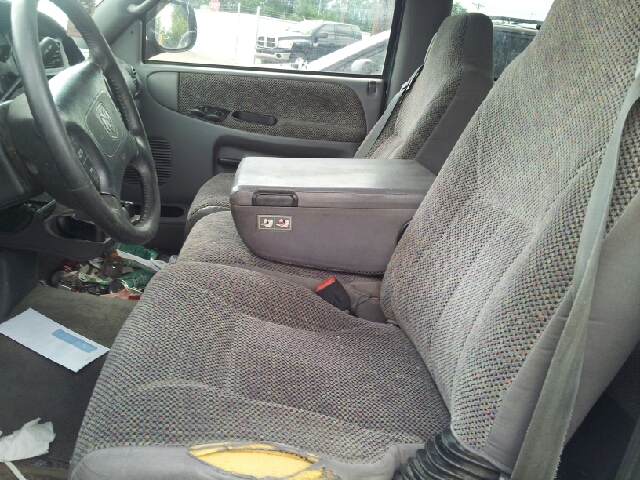 Dodge Ram 1500 1998 photo 2