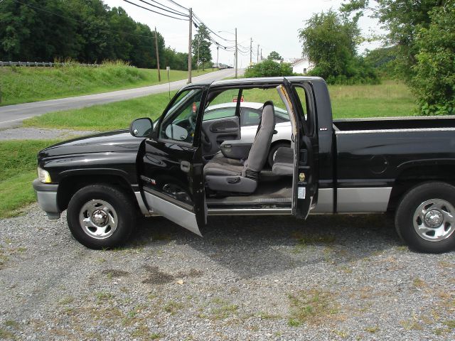 Dodge Ram 1500 1998 photo 2