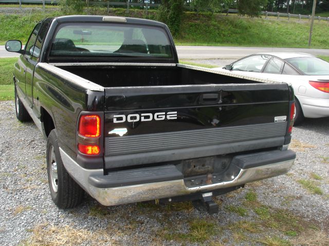 Dodge Ram 1500 1998 photo 3