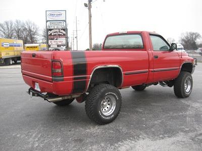 Dodge Ram 1500 1998 photo 2