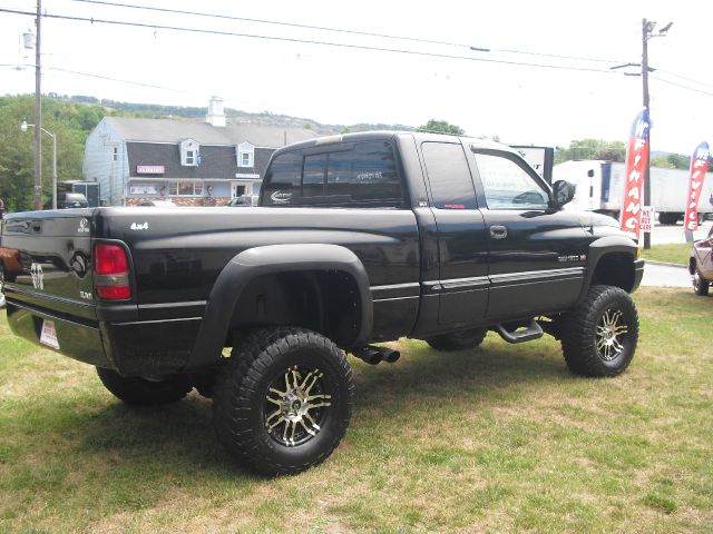 Dodge Ram 1500 1999 photo 2