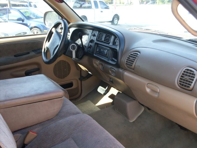 Dodge Ram 1500 1999 photo 1