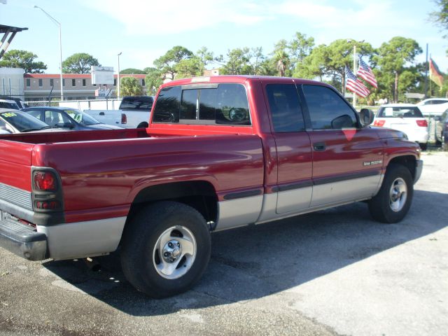Dodge Ram 1500 1999 photo 2