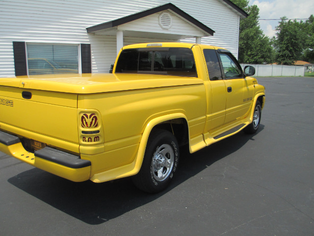 Dodge Ram 1500 2000 photo 1