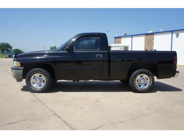 Dodge Ram 1500 2000 photo 3