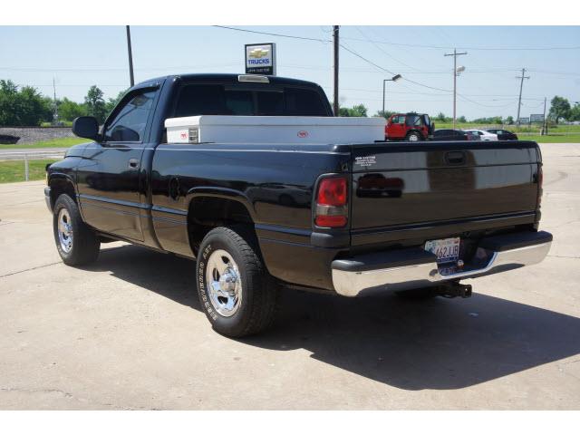 Dodge Ram 1500 2000 photo 4
