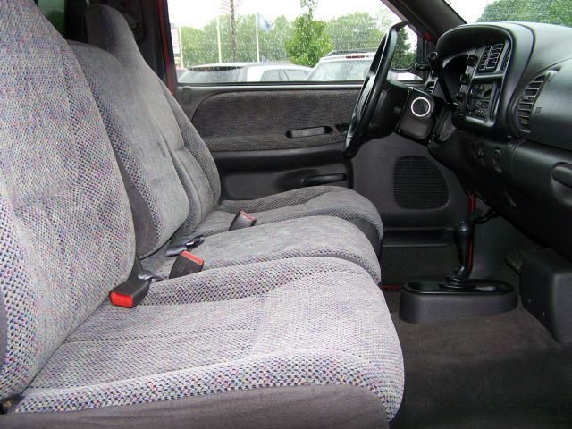 Dodge Ram 1500 2000 photo 4