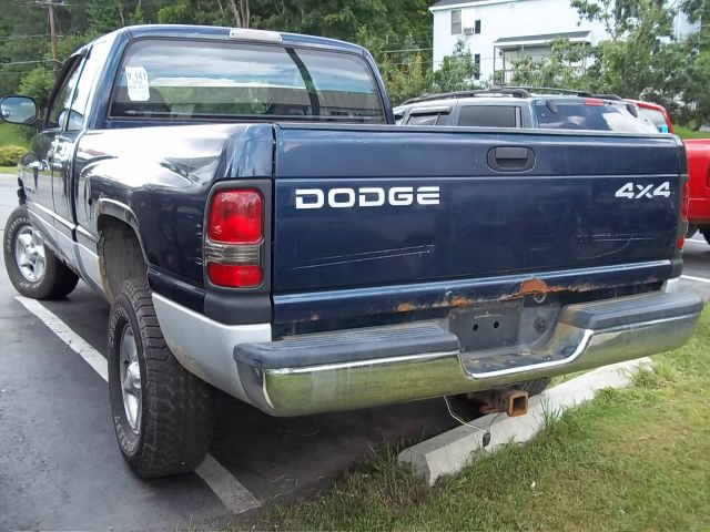 Dodge Ram 1500 2000 photo 2
