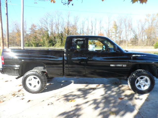 Dodge Ram 1500 2000 photo 2