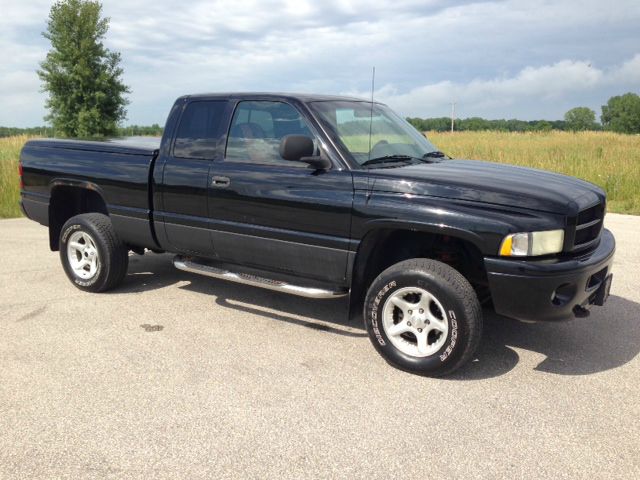 Dodge Ram 1500 2000 photo 4