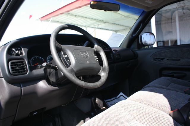 Dodge Ram 1500 2001 photo 1