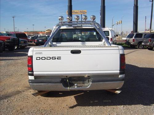 Dodge Ram 1500 2001 photo 3
