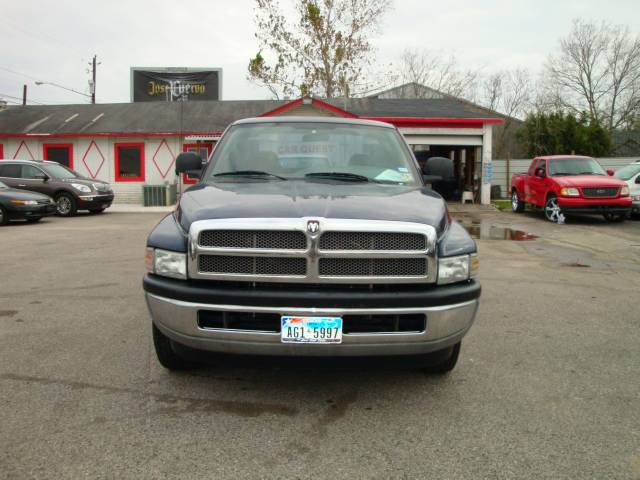 Dodge Ram 1500 2001 photo 3