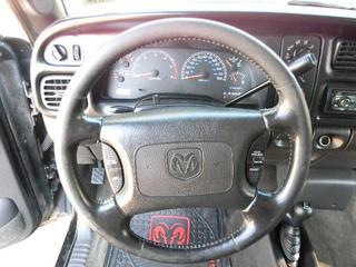 Dodge Ram 1500 2001 photo 2