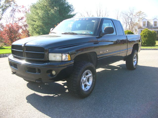 Dodge Ram 1500 2001 photo 3