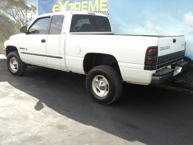 Dodge Ram 1500 2001 photo 3