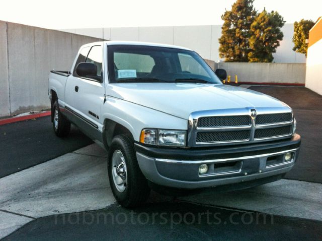 Dodge Ram 1500 2001 photo 4