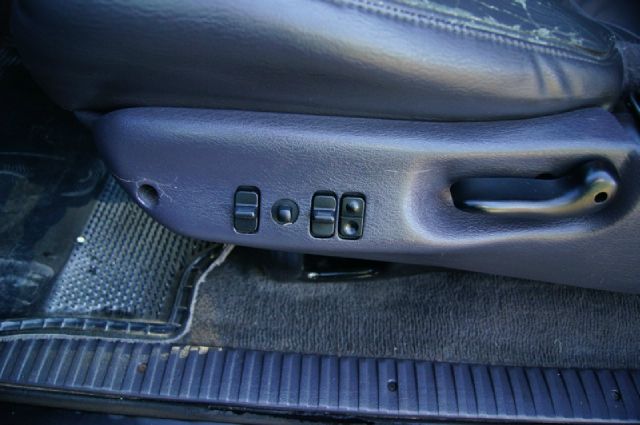 Dodge Ram 1500 Z71 4X4 CREW CAB Pickup Truck