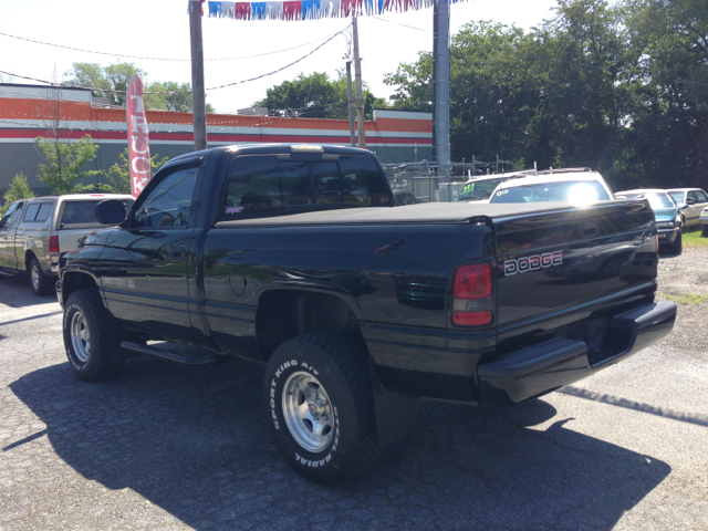 Dodge Ram 1500 2001 photo 4