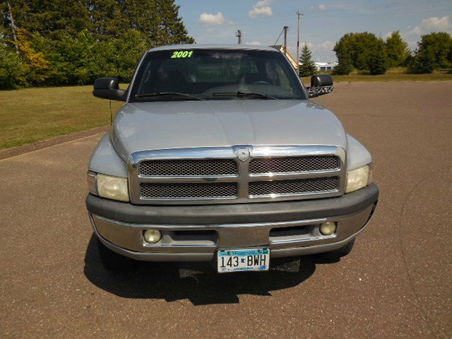 Dodge Ram 1500 2001 photo 3