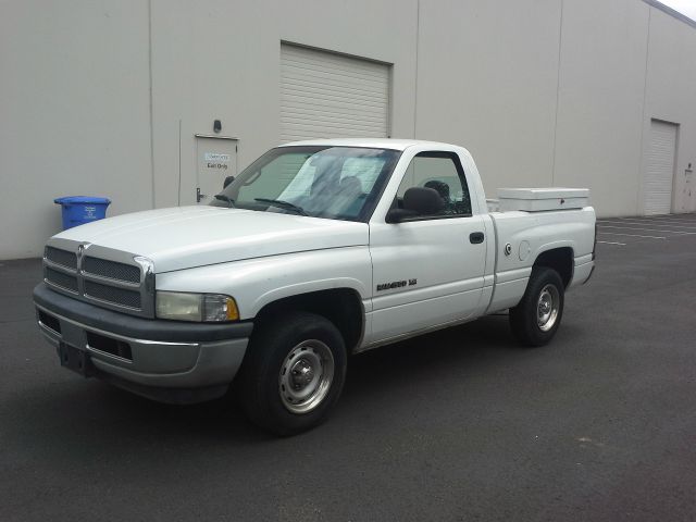 Dodge Ram 1500 2001 photo 4